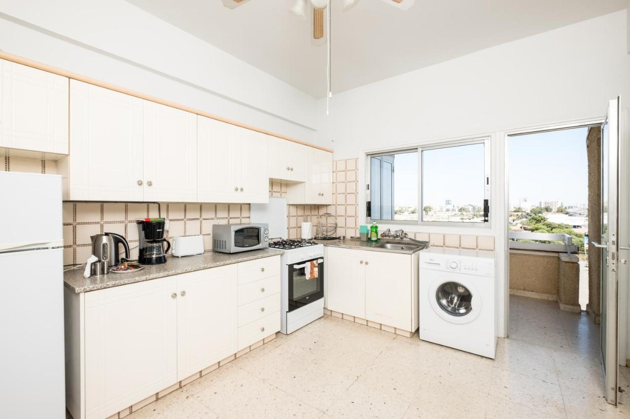 Apollon Sea View Beachfront Ap 302 Ларнака Екстериор снимка